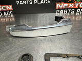 08-09 PONTIAC G8 LF DRIVER SIDE FRONT EXTERIOR DOOR HANDLE SILVER OEM #825