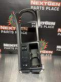 2005 PONTIAC GTO CENTER CONSOLE SHIFTER BEZEL W HOLDEN BT CAR KIT BUTTON #762