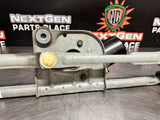 2014 FORD MUSTANG WIPER MOTOR ASSEMBLY OEM AR33-17500-AB #675