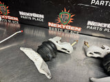 2005 CADILLAC CTS-V ENGINE MOUNT BRACKET SET LH RH DRIVER AND PASS SIDE OEM 1587
