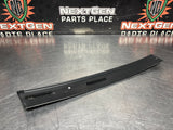 04 -06 PONTIAC GTO EXTERIOR B PILLAR WINDOW TRIM RH SIDE 92093111 OEM #1306