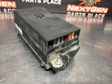 1998 C5 CORVETTE INTERIOR CABIN FUSE BOX 12193837 OEM #1150