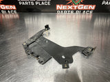 97 - 04 C5 CORVETTE RH PASSENGER SIDE HEADLIGHT BRACKET OEM 16523682 #708