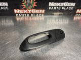 97-04 C5 CORVETTE RH PASSENGER SEAT CONTROL UNIT HOUSING BEZEL 12455427 #1368
