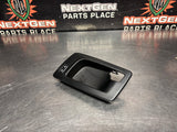 2004 CADILLAC CTS-V LH DRIVER INTERIOR DOOR HANDLE BEZEL 25752963 OEM #1467