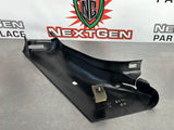 97-04 C5 CORVETTE RH SIDE SEAT BELT TRIM OEM 10426018 #271