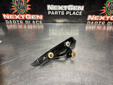 05-13 C6 CORVETTE RF PASSENGER SIDE FENDER TO BUMPER BRACKET 15230685 #1407