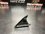 04-06 GTO PASSENGER RIGHT SIDE DOOR PANEL MIRROR VENT TRIM OEM 92091111 #784