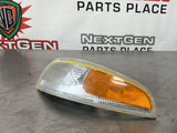 97-04 C5 CORVETTE FRONT LH TURN SIGNAL MARKER LIGHT OEM 16523617 #VV539