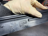 04 -06 PONTIAC GTO EXTERIOR B PILLAR WINDOW TRIM RH SIDE 92093112 OEM #1438