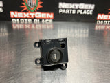 08-10 FORD F250 F350 PASSENGER AIR BAG SWITCH WITH POWER POINT OUTLET OEM #760