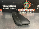 2016-2022 CAMARO SS RH PASSENGER SIDE DOOR BLACK ARMREST W/ GRAY STITCH 23365023 OEM #1580