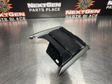 04-06 PONTIAC GTO CENTER CONSOLE REAR SEAT VENTS BEZEL 92109350 #762