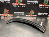 05-13 C6 CORVETTE RH PASSENGER SIDE FRONT LOWER B PILLAR TRIM OEM 15259173 #1407