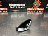04-06 PONTIAC GTO LH DRIVER SIDE INTERIOR DOOR HANDLE 92055321 OEM #1438