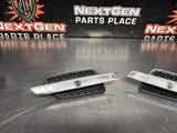 08-09 PONTIAC G8 FRONT RH AND LH TURN SIGNAL MARKER LIGHTS #1423