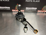 2014 FORD MUSTANG GT MANUAL SIX SPEED SHIFTER ASSEMBLY WITH KNOB OEM #675