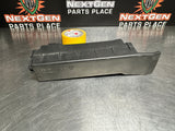 2004 PONTIAC GTO HOOD FUSE BOX COVER LID OEM 92169852 #784