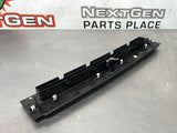 08-09 PONTIAC G8 UPPER DASH VENT PANEL W SUN LOAD SENSOR  92181518 OEM #417