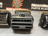 2006 F350 6.0 DIESEL DASH VENTS OEM #1134