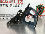 01-04 C5 CORVETTE LH DRIVER SIDE HEADLIGHT MOUNT BRACKET OEM 16523677 #VV887
