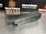 2004 PONTIAC GTO HOOD FUSE BOX COVER LID OEM 92169852 #W420