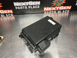2007 C6 CORVETTE ENGINE BAY FUSE BOX OEM 21996326 #764