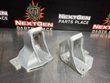 97-04 C5 CORVETTE MOTOR MOUNT BRACKET 10260642 10260643 #633