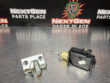 04-06 PONTIAC GTO TRUNK LATCH AND RELEASE OEM #784