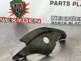 97-04 C5 CORVETTE PASSENGER FRONT SIGNAL MARKER LIGHT BRACKET 10269680 #VV551