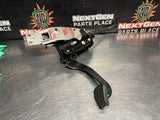 2010 CAMARO SS CLUTCH PEDAL WITH BRACKET/ LINE OEM 92233497 #1524