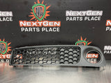 08-09 PONTIAC G8 GT LOWER FRONT FOG LIGHT GRILLE DRIVER SIDE LH 92201769 OEM #948