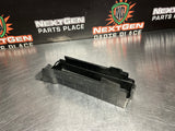 2006 PONTIAC GTO HOOD FUSE BOX COVER LID 92170155 OEM #910