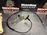 04 - 06 PONTIAC GTO FUEL DOOR RELEASE ASSEMBLY 92210031 OEM #1522