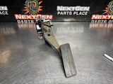 97-04 C5 CORVETTE DRIVE BY WIRE GAS PEDAL ACCELERATOR OEM #1433