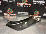 2006 C6 CORVETTE LH FRONT LOWER B PILLAR TRIM USED OEM 15259172 #1407