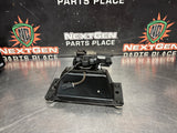 97-04 C5 CORVETTE CONVERTIBLE WATERFALL LATCH RELEASE W BRACKET 16637699 #1380