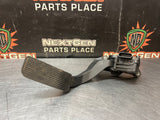 2008 CHEVY SILVERADO 2500HD GAS PEDAL 25832864 OEM #1638