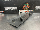 16-22 CAMARO SS RH PASSENGER FUEL RAIL COVER OEM 12651177 #1580