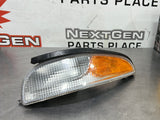 97-04 C5 CORVETTE FRONT LH TURN SIGNAL MARKER LIGHT AFTERMARKET #333