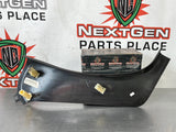 2005 C6 CORVETTE RH PASSENGER FRONT LOWER B PILLAR TRIM OEM 10381589 #478