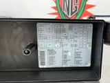 01-04 C5 ENGINE FUSE BOX WITH BRACKET 10316193 OEM #361