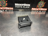 01-04 FORD MUSTANG MACH ONE RH PASSENGER AIR DASH VENT OEM #1495