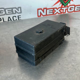 97-98 C5 Corvette Under Hood Fusebox Fuse Block Engine Bay OEM 12176988 #VV193