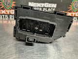 2011 GMC SIERRA 6.6 FUSE JUNCTION BOX 20828609 OEM #1377