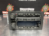 2004 CHEVY SILVERADO 2500HD 6.6 RADIO CD PLAYER OEM 10357886 #820