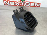 97-04 C5 CORVETTE DASH VENT LH INNER 10406515 OEM #VV632