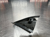04-06 GTO PASSENGER RIGHT SIDE DOOR PANEL MIRROR VENT TRIM OEM 92091111 #762