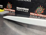 2010 CAMARO SS REAR TRUNK LID DECKLID SPOILER WING WHITE GRAY STRIPE OEM #1441