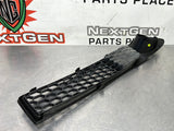 08-09 PONTIAC G8 GT LOWER FRONT FOG LIGHT GRILLE PASSENGER SIDE RH 92201768 #397
